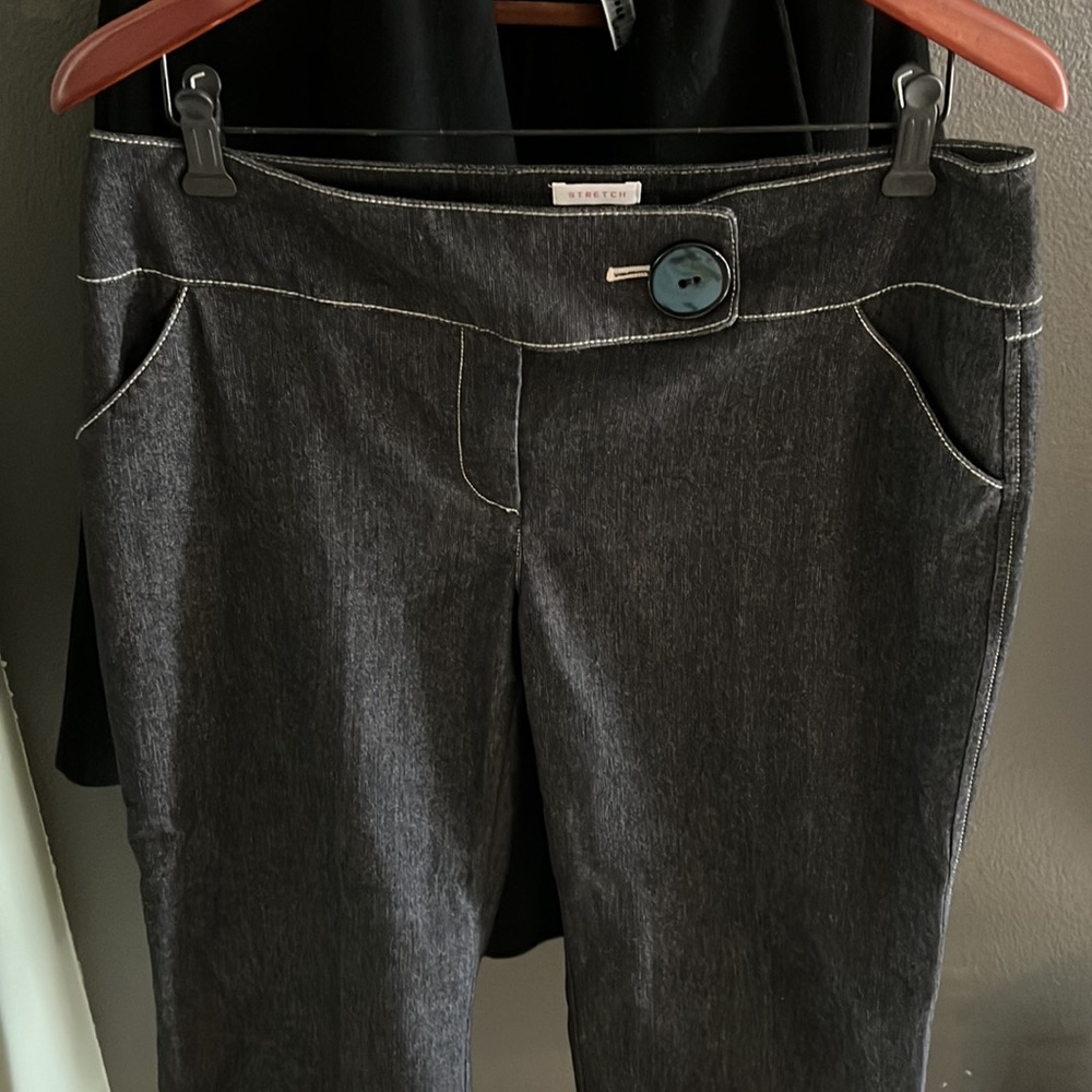 Nine & Co, black gray capri jeans